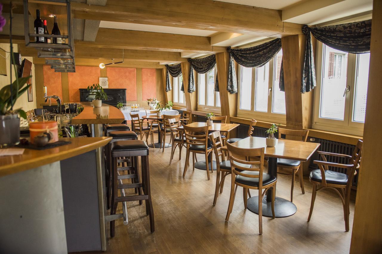 Hotel Restaurant Neuhaus Hertenstein Eksteriør billede
