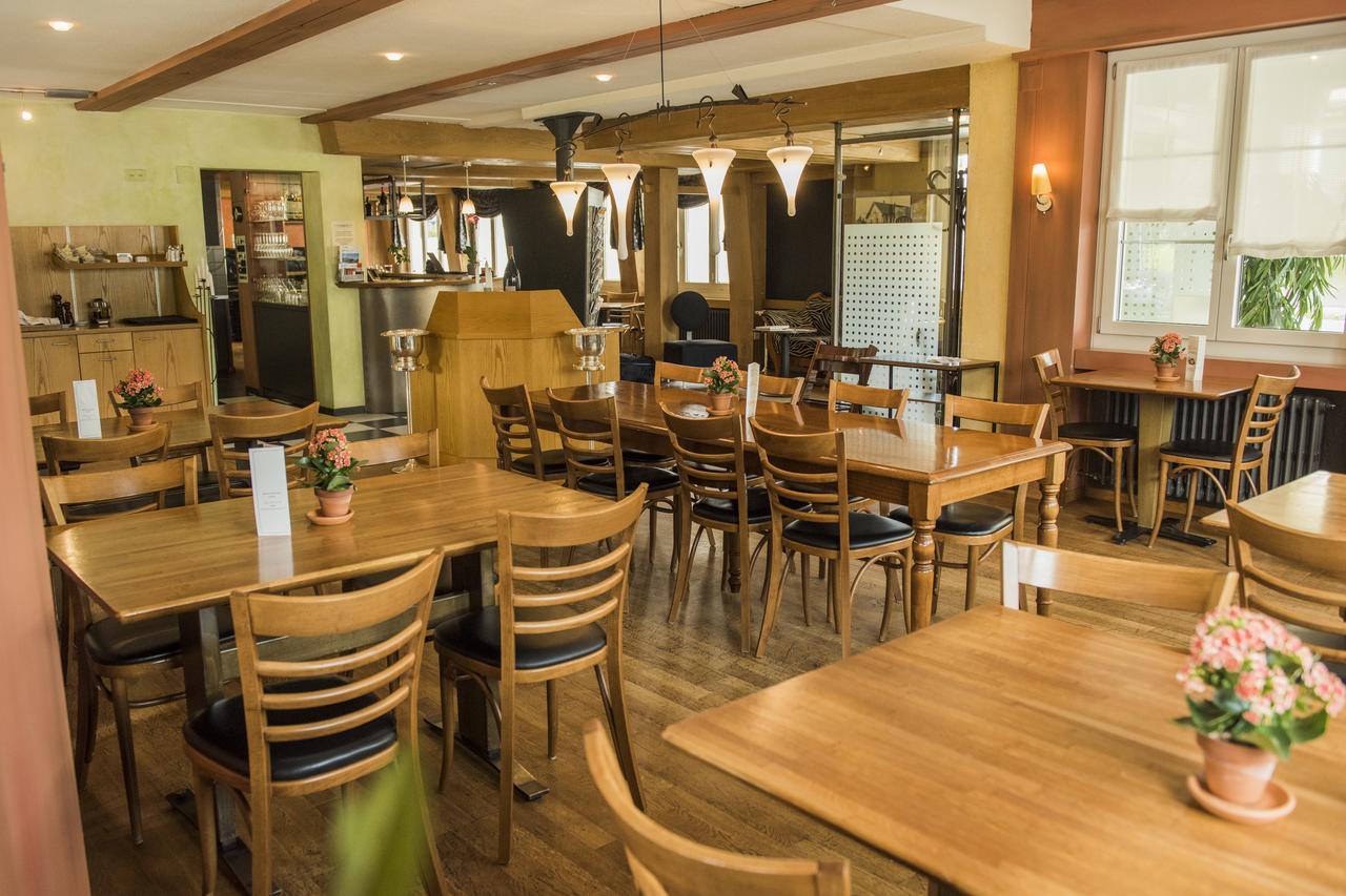 Hotel Restaurant Neuhaus Hertenstein Eksteriør billede